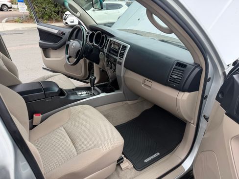 Used 2006 Toyota 4Runner 2WD SR5 V6 image 30
