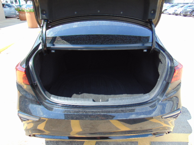 Used 2020 Kia Forte GT-Line Sedan FWD image 8