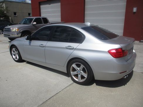 Used 2015 BMW 328i image 2