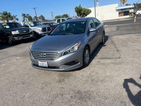 Used 2017 Hyundai Sonata SE FWD image 1