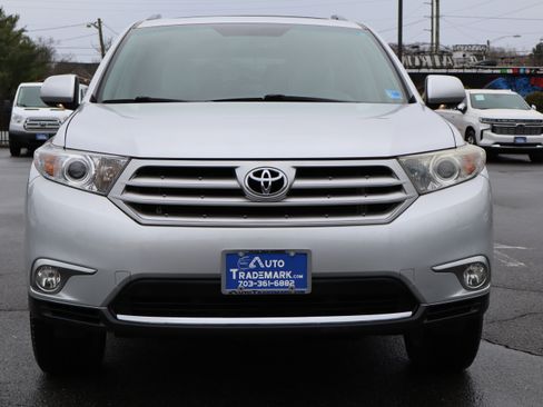 Used 2011 Toyota Highlander Limited image 3