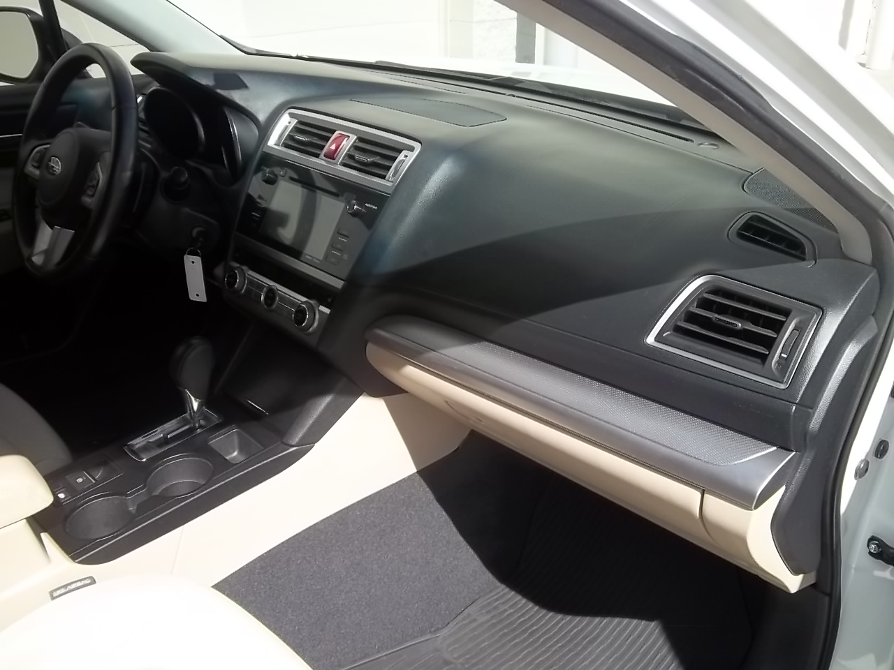 Used 2015 Subaru Legacy 2.5i Premium AWD/4WD image 23