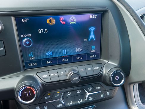 Used 2014 Chevrolet Corvette 2LT image 28