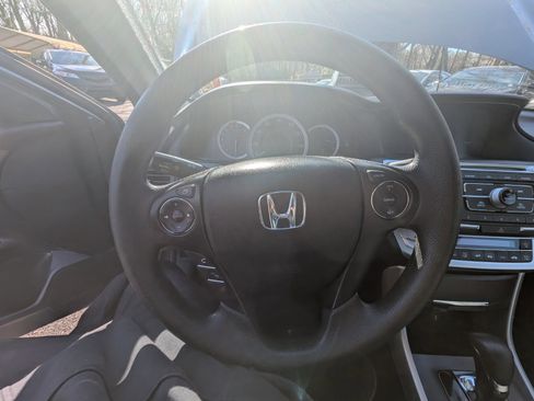 Used 2015 Honda Accord LX image 10