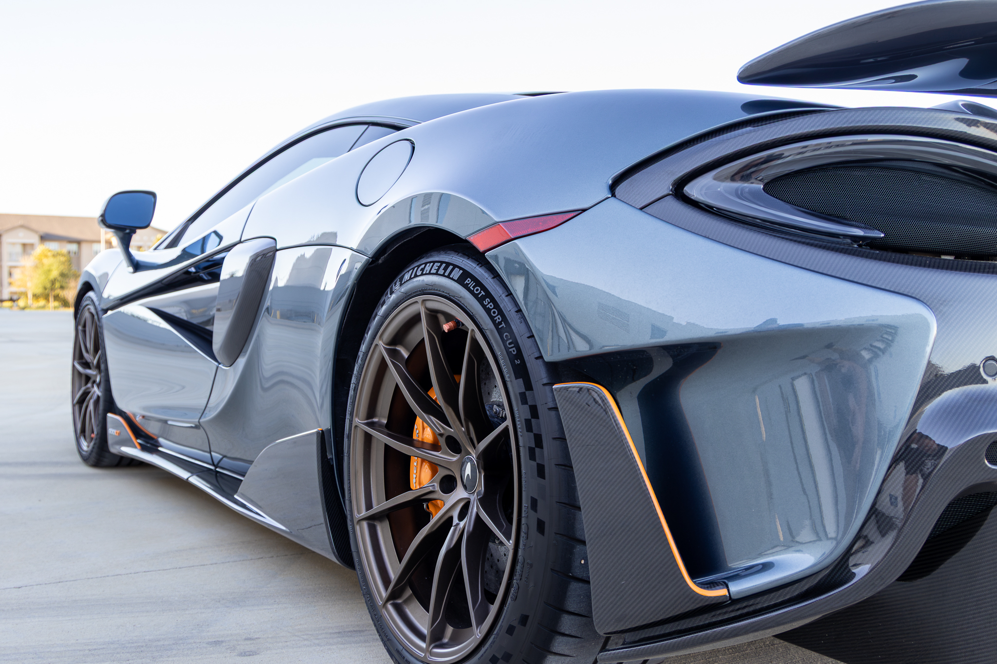 Used 2019 McLaren 600LT RWD image 24