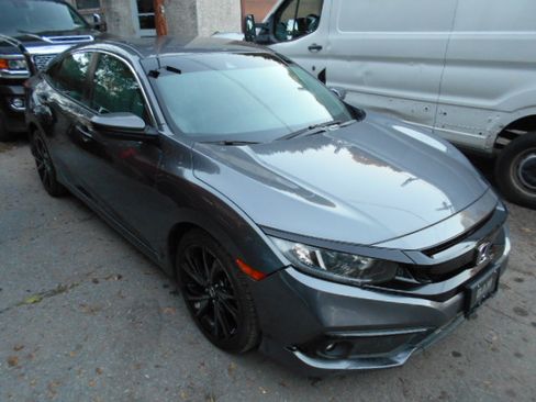 Used 2021 Honda Civic Sport image 1
