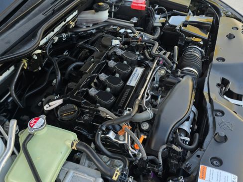 Used 2017 Honda Civic Sport image 32