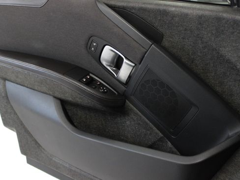 Used 2017 BMW i3 w/ Range Extender RWD image 19