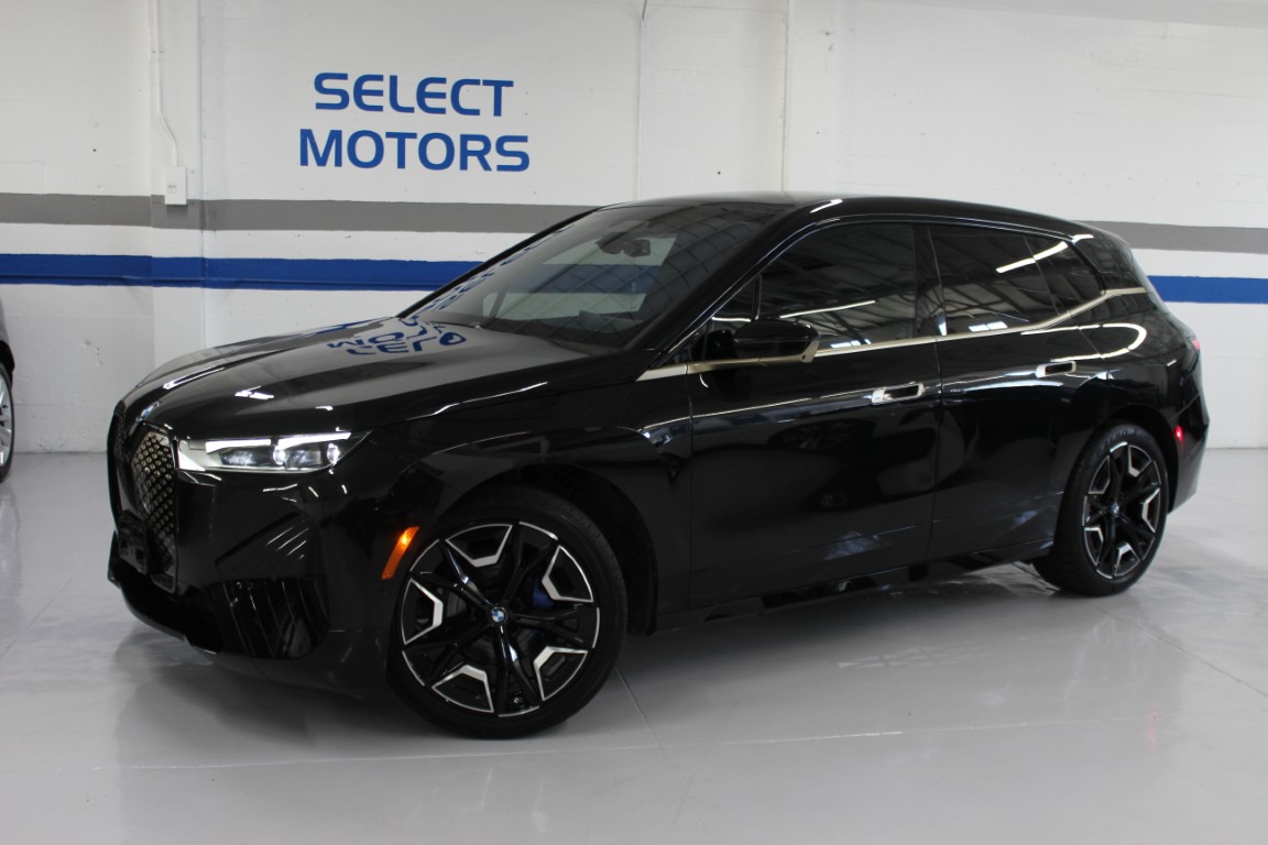 Used 2024 BMW iX xDrive50 AWD/4WD image 1