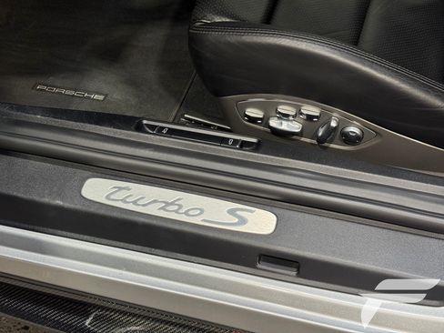 Used 2017 Porsche 911 Turbo S image 40