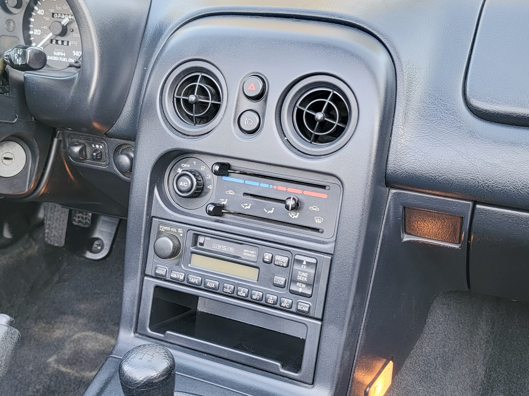 Used 1997 MAZDA MX-5 Miata UNAVAIL RWD image 72