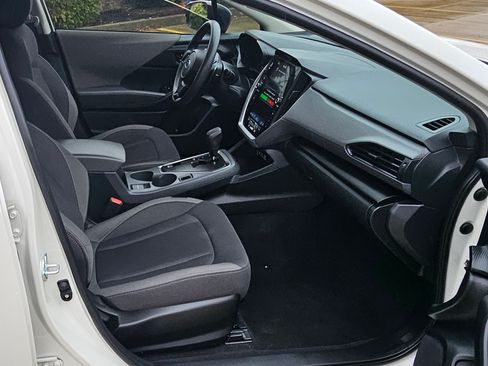 Used 2025 Subaru Crosstrek 2.5i Premium image 17