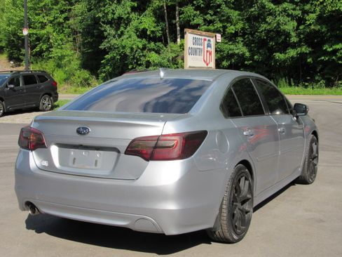 Used 2016 Subaru Legacy 2.5i Limited AWD/4WD image 7