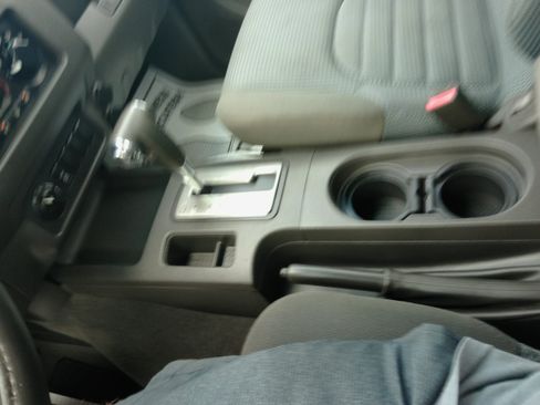 Used 2007 Nissan Frontier 4x4 Crew Cab NISMO image 56