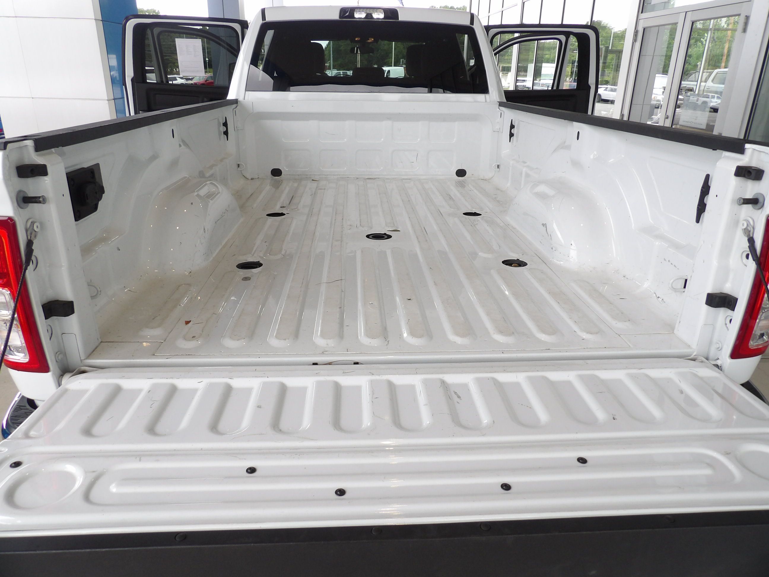 Used 2024 RAM 2500 4x4 Crew Cab Tradesman image 8
