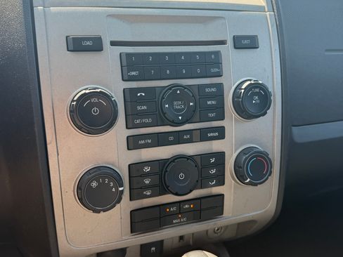 Used 2009 Ford Escape 2WD XLT image 9