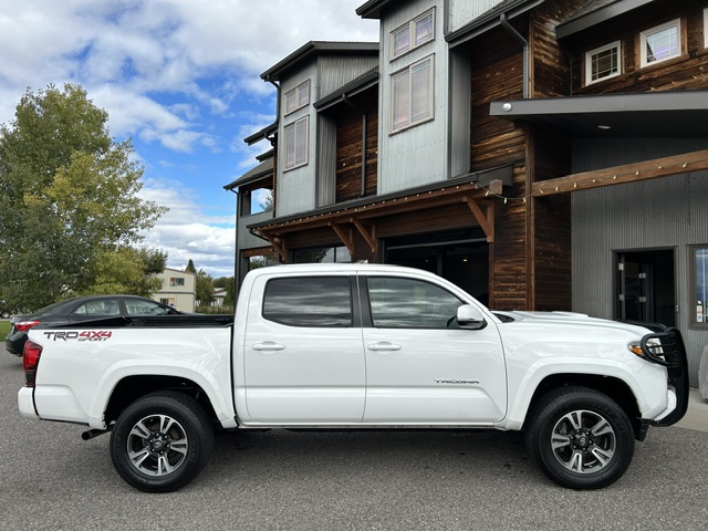 Used 2018 Toyota Tacoma 4x4 Double Cab image 4