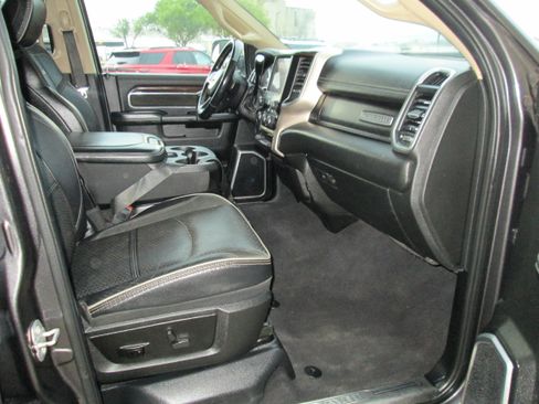 Used 2022 RAM 2500 Laramie image 15