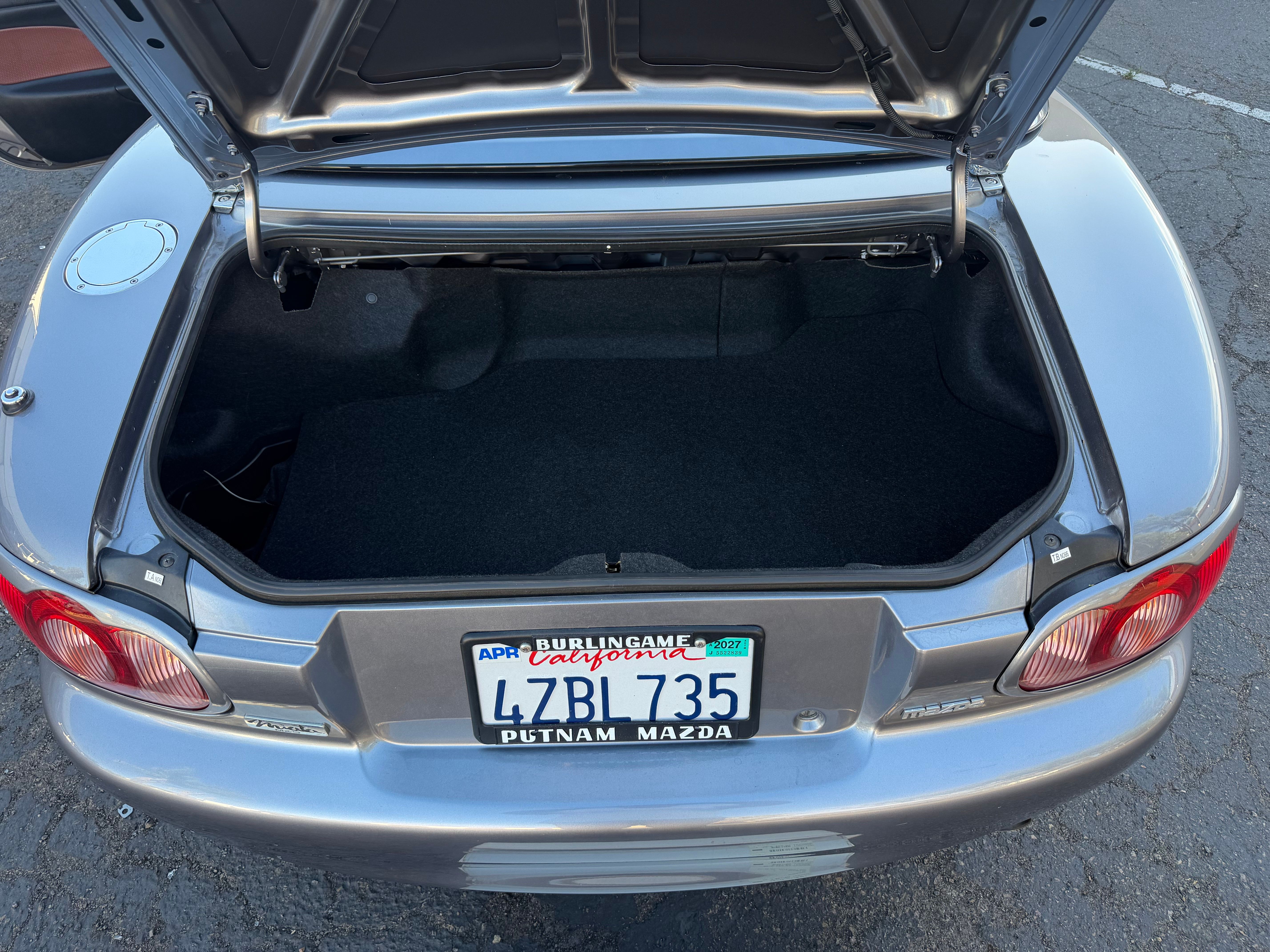 Used 2002 MAZDA MX-5 Miata LS RWD image 13