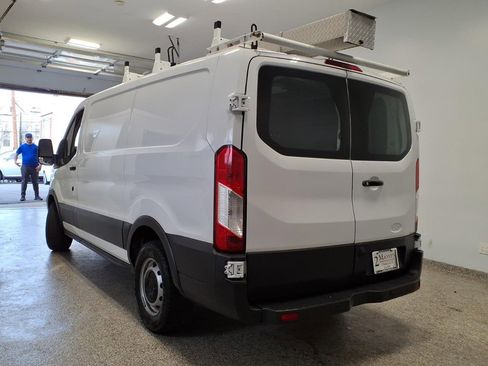Used 2018 Ford Transit 150 image 6