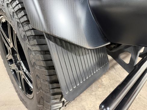 Used 2018 Mercedes-Benz G 550 Squared image 27