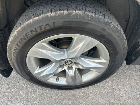 Used 2016 Toyota Highlander Limited image 7