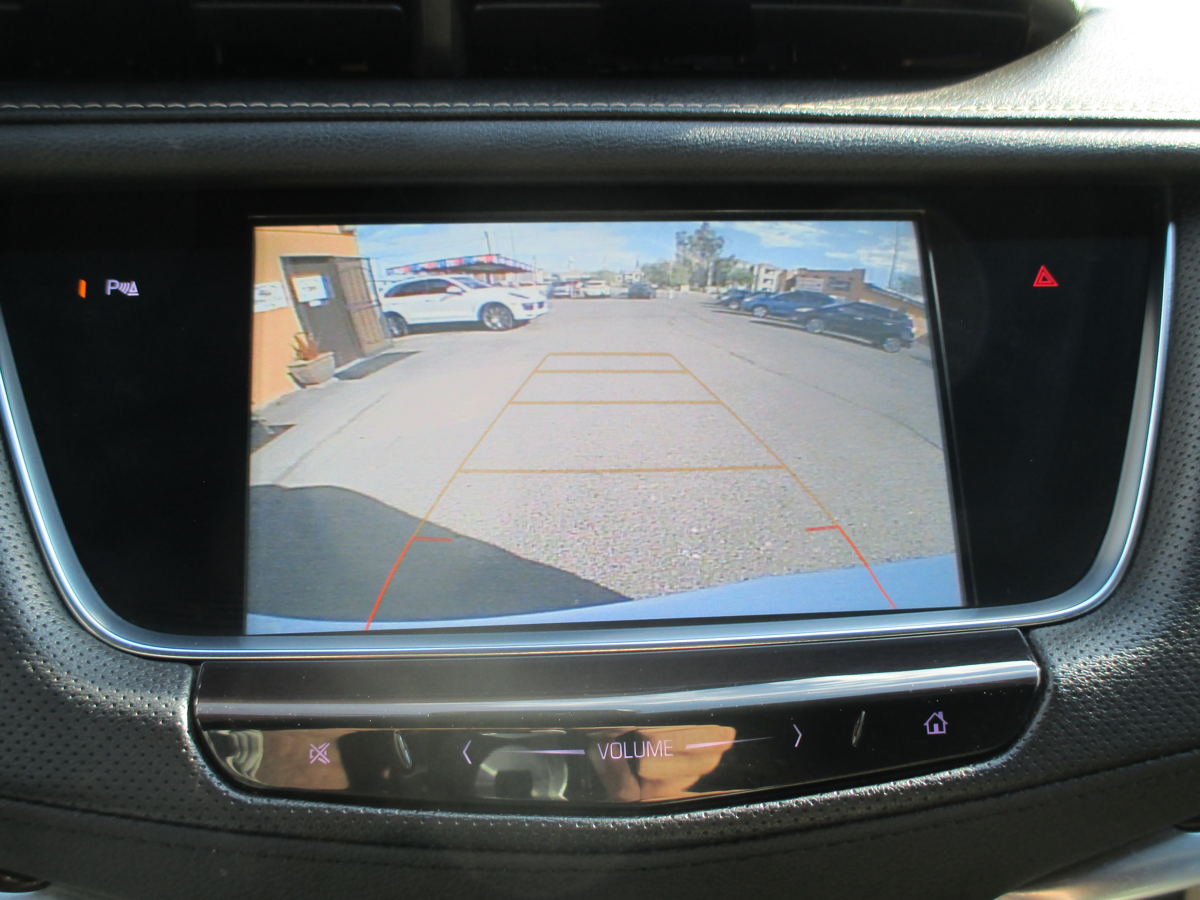 Used 2019 Cadillac XT5 Premium Luxury Sport Utility 4 FWD image 6