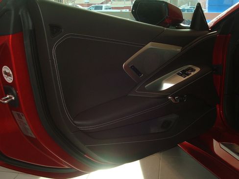 New 2026 Chevrolet Corvette Stingray 2LT image 9