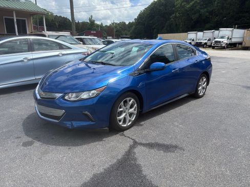 Used 2016 Chevrolet Volt Premier FWD image 2