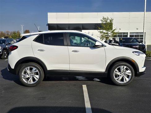 New 2026 Buick Encore GX Preferred image 9