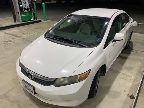 Used 2012 Honda Civic GX image 3