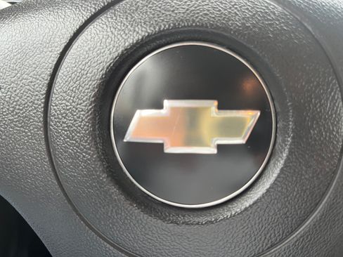 Used 2010 Chevrolet HHR LS FWD image 3