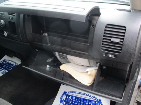 Used 2007 Chevrolet Silverado 1500 2WD Regular Cab LT image 24