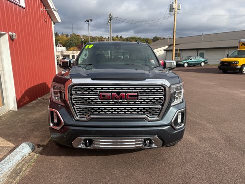Used 2019 GMC Sierra 1500 Denali Ultimate image 3