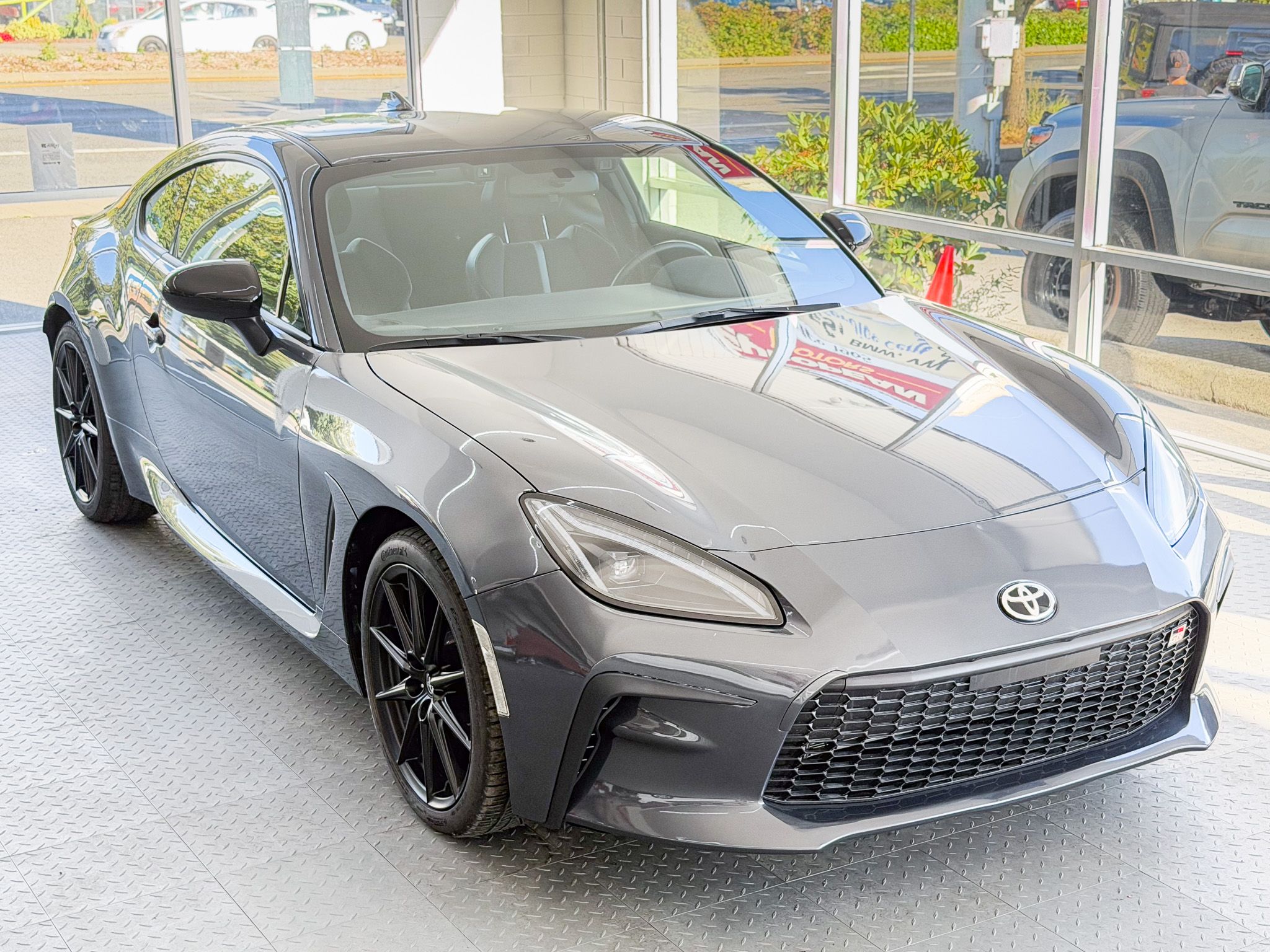 Used 2024 Toyota GR86 Premium RWD image 1