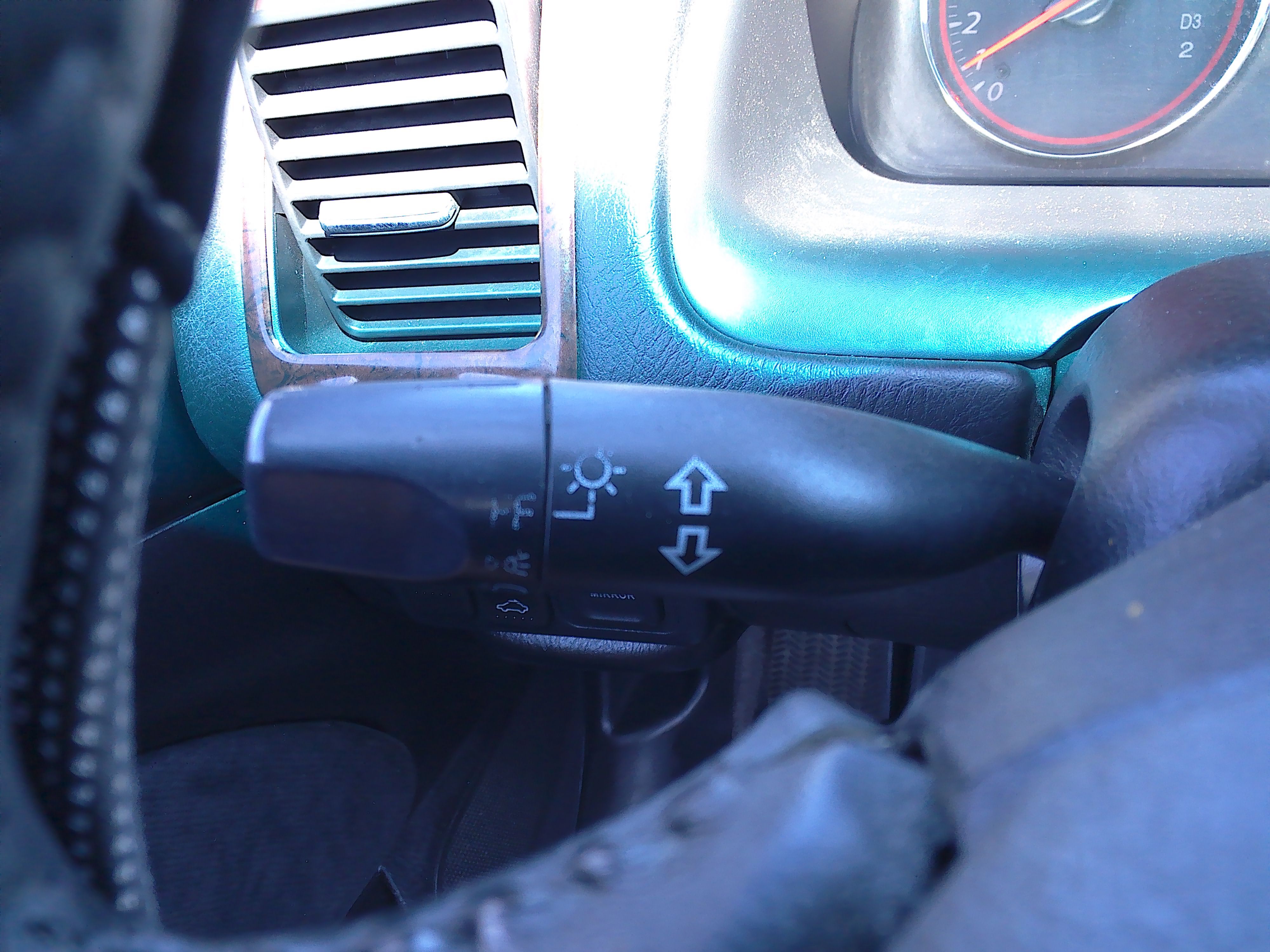 Used 2005 Honda Civic EX Coupe image 25
