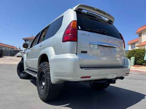 Used 2005 Lexus GX 470 image 7