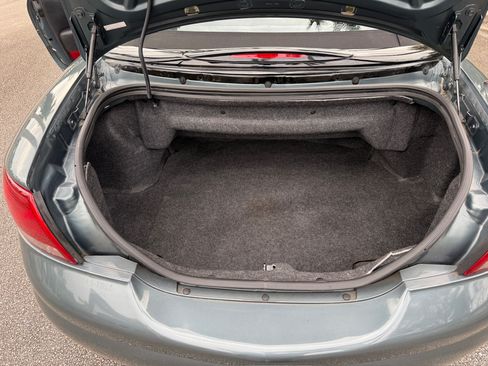 Used 2005 Chrysler Sebring Touring image 56