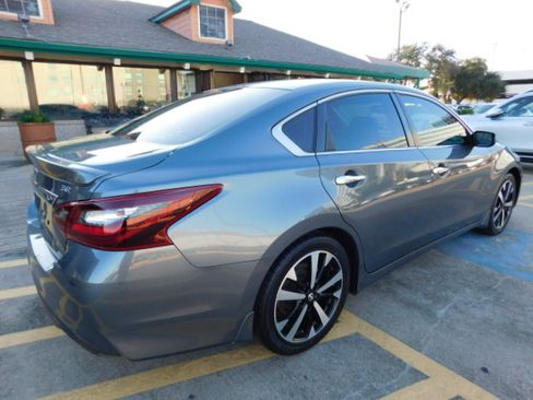 Used 2018 Nissan Altima 2.5 SR image 9