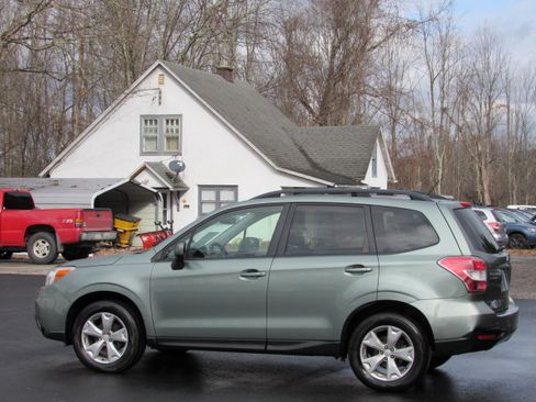 Used 2015 Subaru Forester 2.5i Premium image 7
