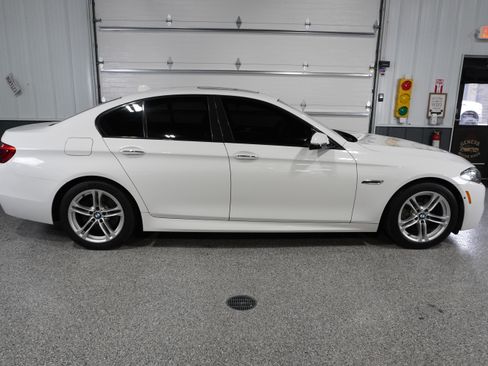 Used 2014 BMW 528i image 10