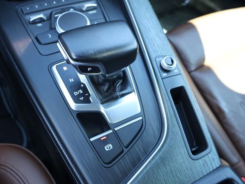 Used 2017 Audi A4 2.0T allroad Premium Plus image 32