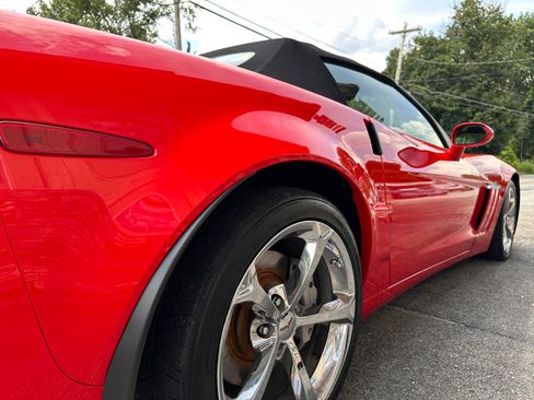 Used 2011 Chevrolet Corvette Grand Sport Convertible w/ 3LT RWD image 6