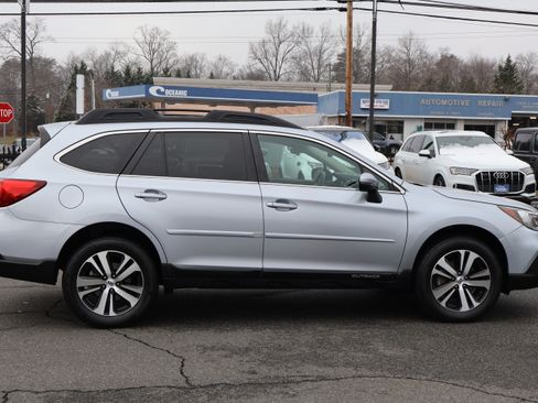 Used 2019 Subaru Outback 3.6R Limited image 8