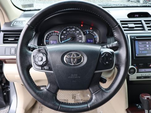 Used 2012 Toyota Camry XLE image 20