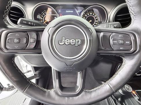Used 2021 Jeep Gladiator Sport S image 14
