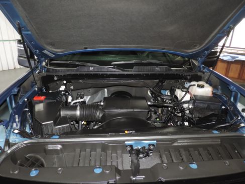 Used 2025 Chevrolet Silverado 3500 4x4 Crew Cab LTZ image 29
