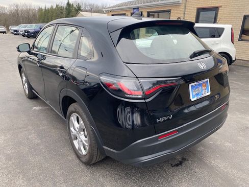Used 2023 Honda HR-V LX image 13