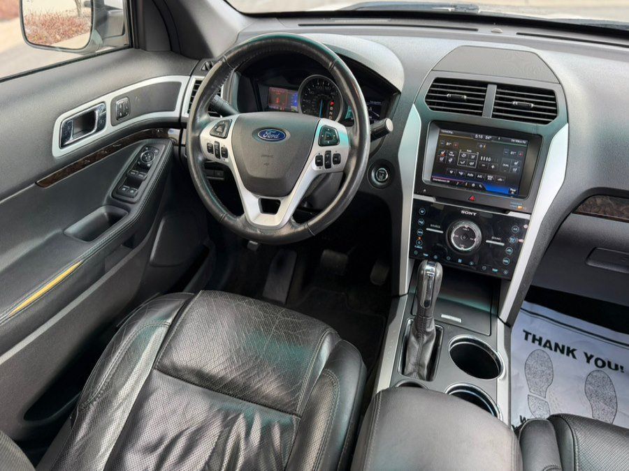 Used 2013 Ford Explorer Limited FWD image 25