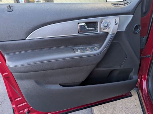 Used 2015 Lincoln MKX image 15